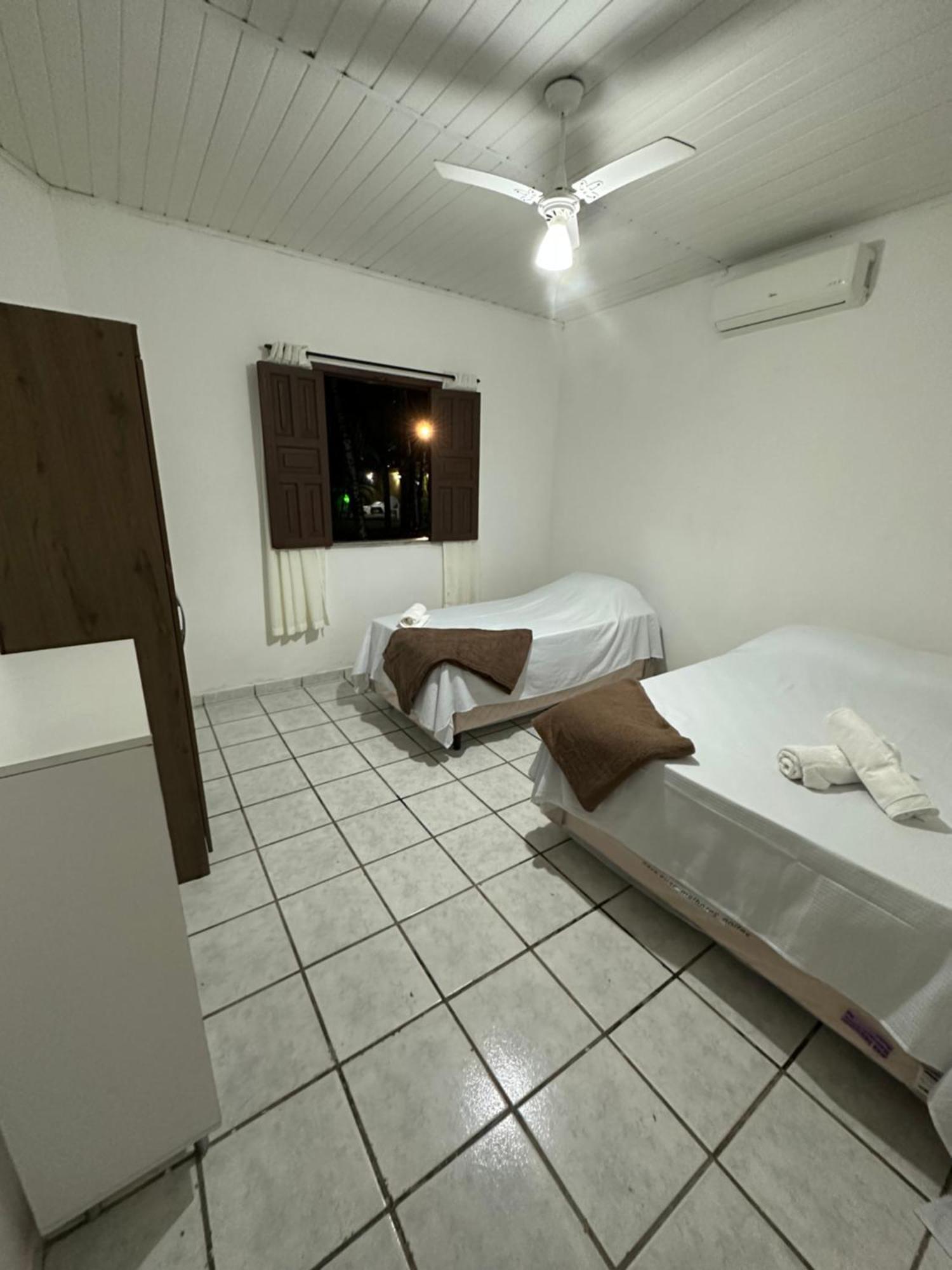 Guest house Pousada 3 Pequis *